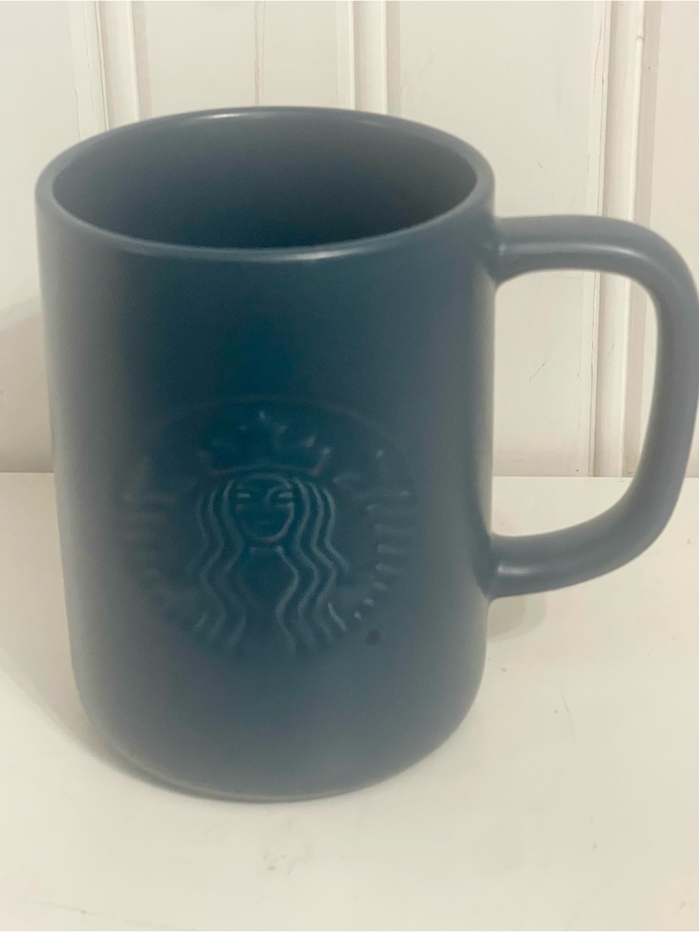 2022 Starbucks Earth Day Recycled Ceramic Blue Coffee 16 oz Mug Embossed Siren